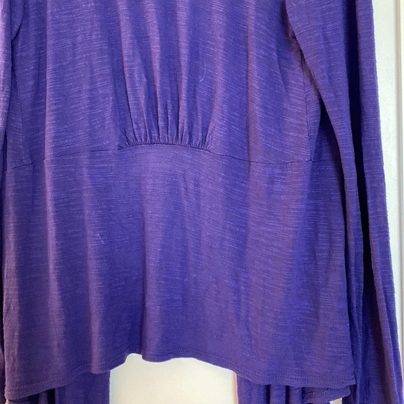 Woman Chicos sweater asymmetrical purple ish blue. Long sleeve size Small
C - Picture 6 of 8